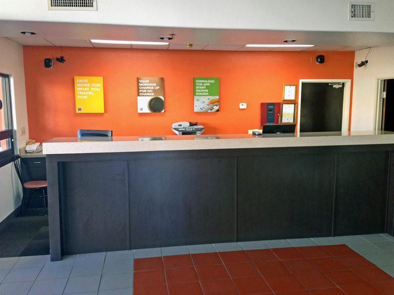 Infinity Inn & Suites Tempe Exterior photo