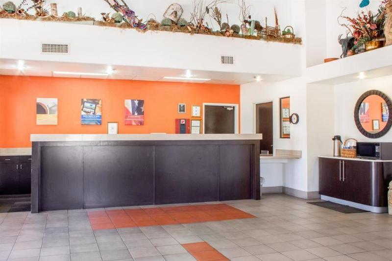Infinity Inn & Suites Tempe Exterior photo