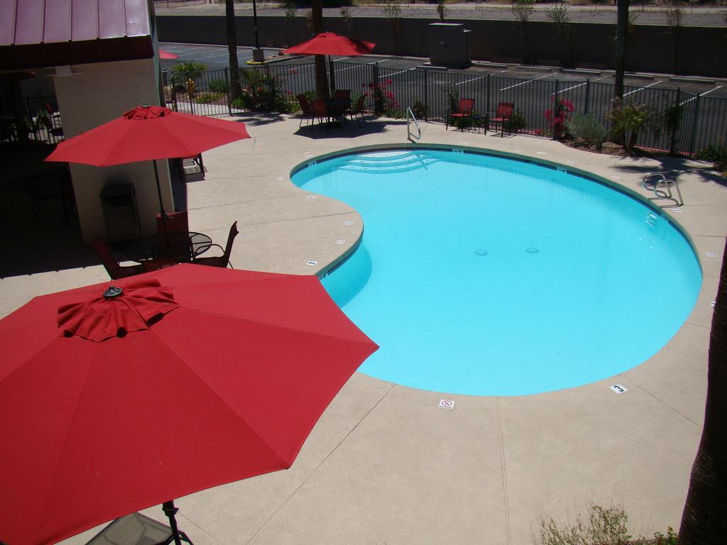 Infinity Inn & Suites Tempe Exterior photo
